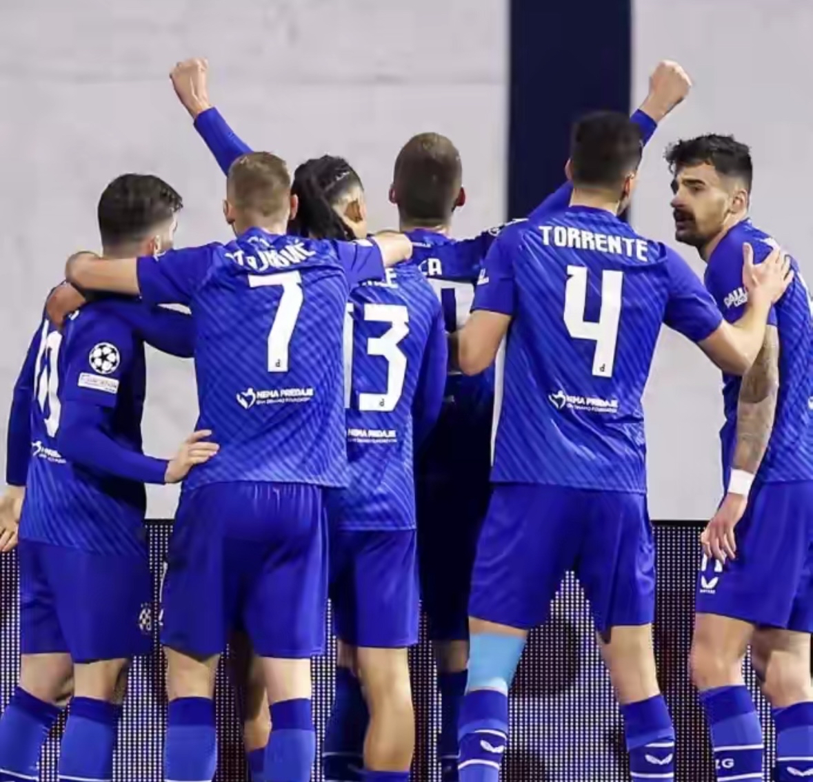 欧冠赛程吃紧,切尔西赛后战术微调,赛场秩序良好,心理建设被强调的简单介绍 欧冠赛程吃紧,切尔西赛后战术微调,赛场秩序良好,心理建设被强调的简单介绍