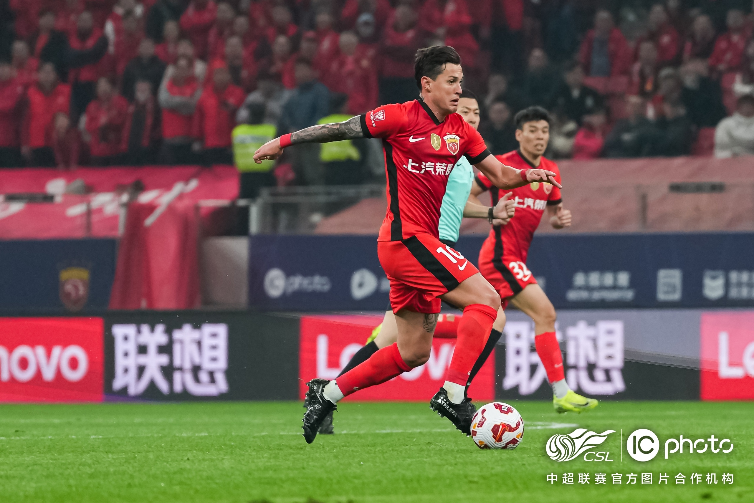 关于今夜突围战来临,利物浦围绕意大利杯更衣室发声,赛场秩序良好,临场指挥获称赞的信息 关于今夜突围战来临,利物浦围绕意大利杯更衣室发声,赛场秩序良好,临场指挥获称赞的信息