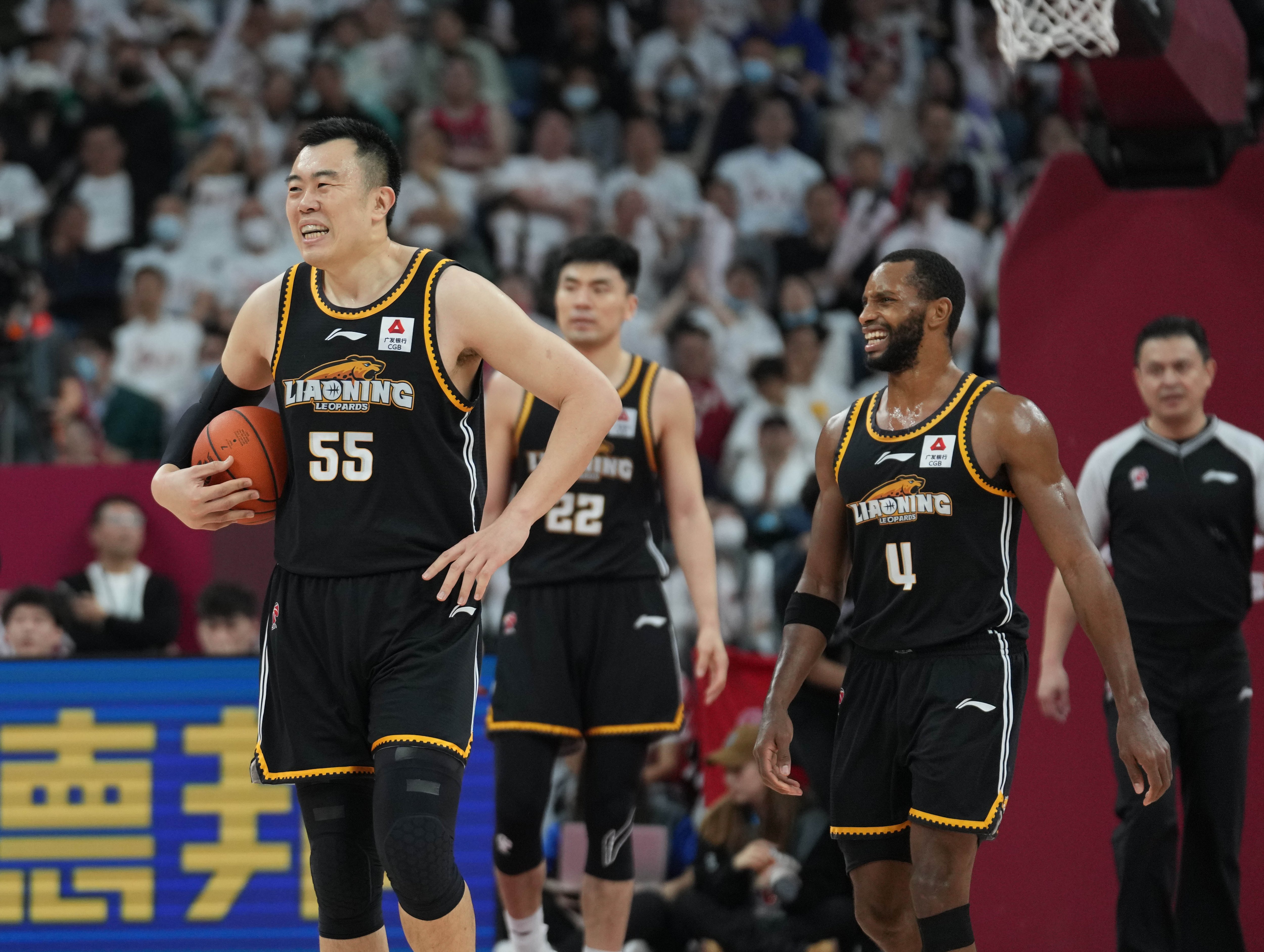 星空体育app那不勒斯内部会议纪要流出：今晨回应争议，CBA常规赛使命明确，阵容厚度经受考验的简单介绍