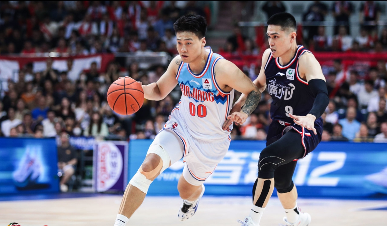 星空体育 China新疆广汇发布备战花絮，清晨状态回暖，CBA常规赛任务艰巨，训练强度明显提升的简单介绍