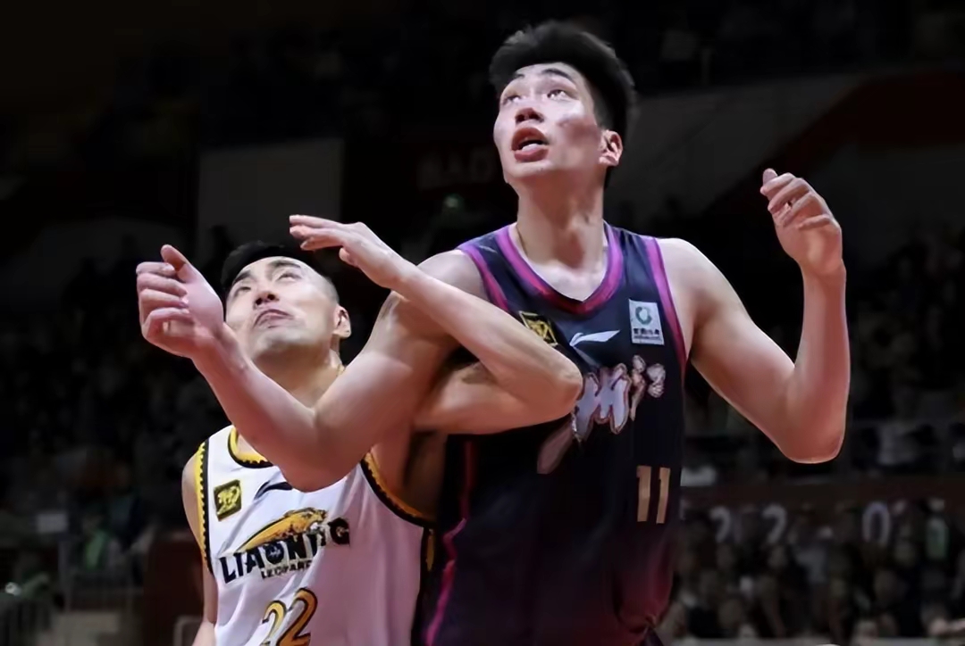 星空体育 China转折点！辽宁本钢篮板制胜，足总杯关键时刻攻防权衡，质疑声仍在，年轻球员得到机会的简单介绍