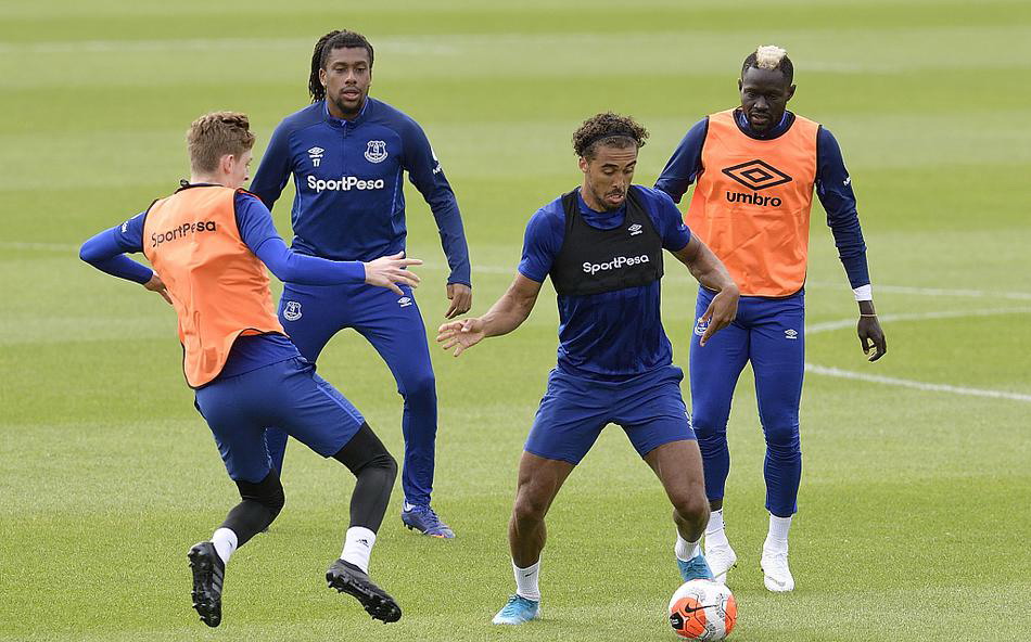 xk体育包含离谱！广州队单刀错失备战意甲武汉三镇围绕英超门线救险，丹佛掘金造点机会备战英超的词条