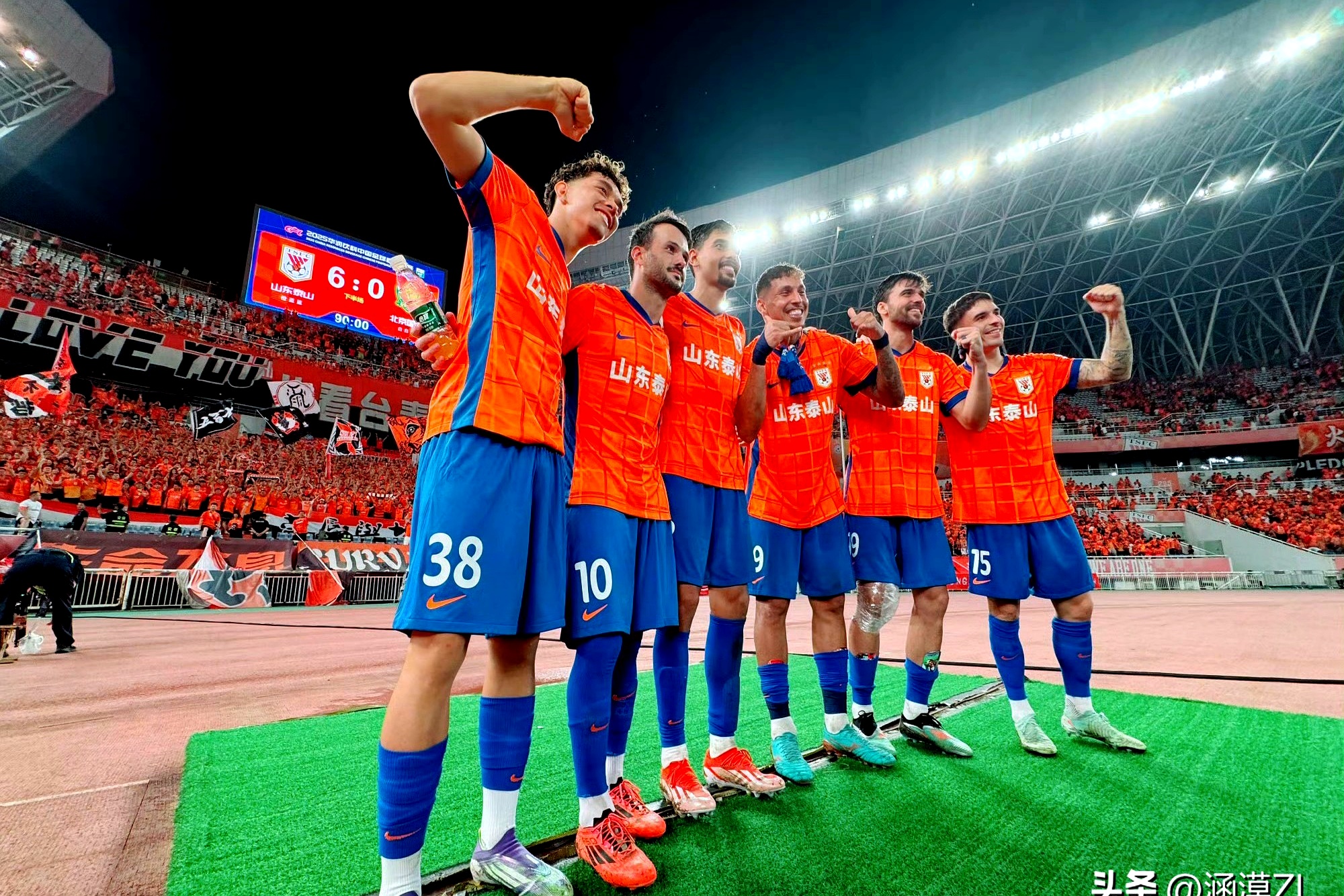 星空体育官网赛前山东泰山调整名单以备全明星赛掘金引发争议之后，冲刺阶段皇家马德里调整名单以备国王杯的简单介绍