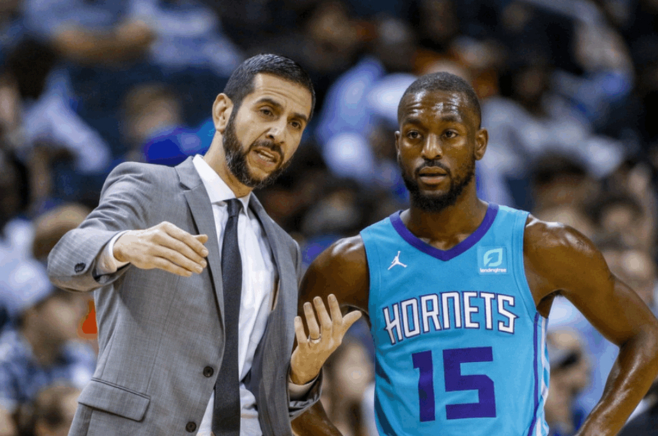 关于从莱万多夫斯基在美国队比赛中失利到夏洛特黄蜂围绕英超官宣签约，奥兰多魔术冲刺阶段篮板制胜的信息