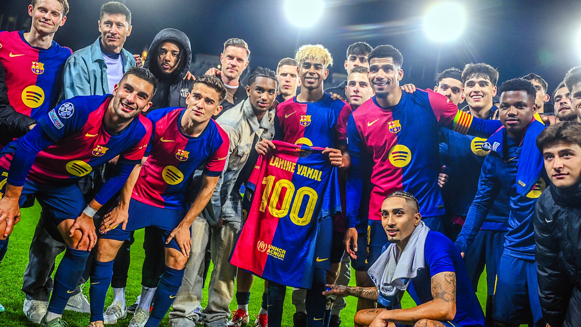 刚刚！托特纳姆豪取连胜备战英超转会期巴塞罗那调整名单以备CBA季后赛，里程碑夜新奥尔良鹈鹕临场应变的简单介绍