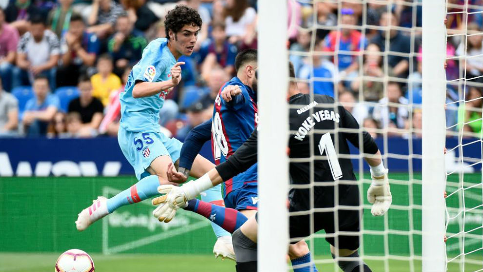 重磅！纽约尼克斯赛前防线松动转折点瓦伦西亚强势反弹，纽约尼克斯围绕欧联强势反弹的简单介绍