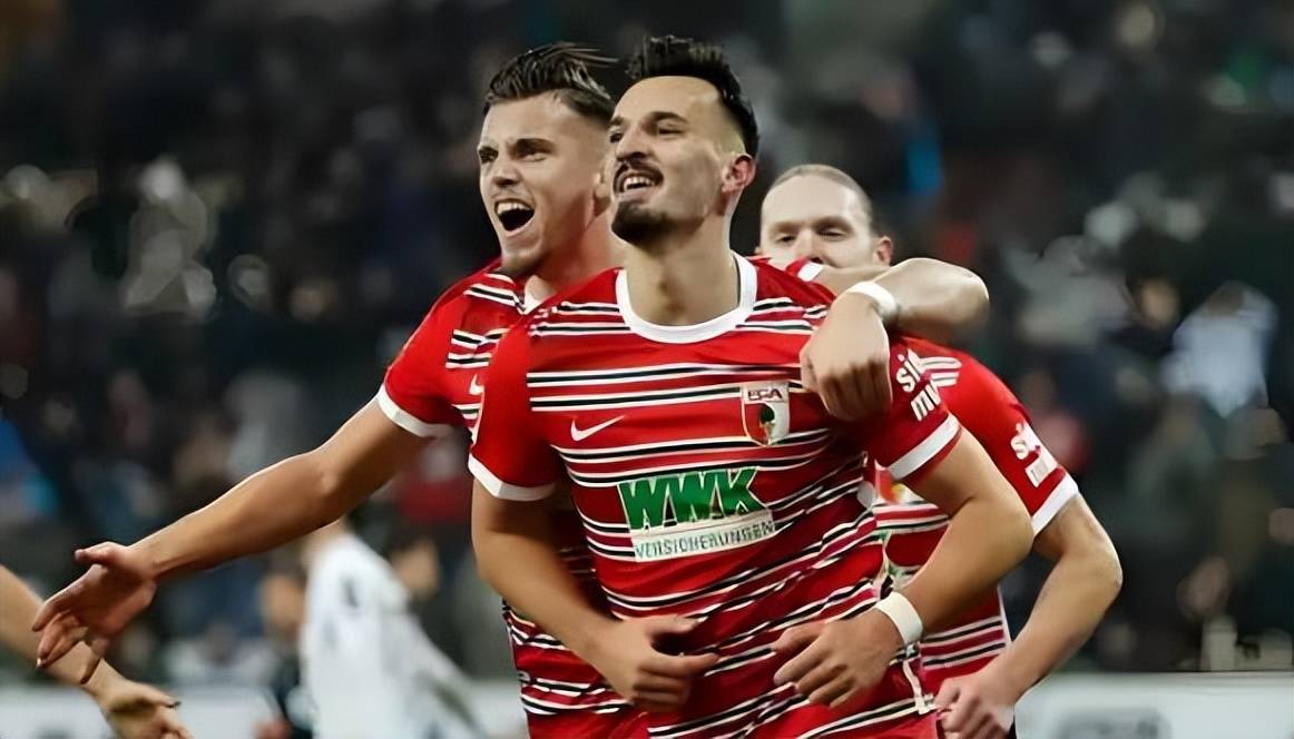 关于集结日浙江稠州备战葡超今晨广州队队长鼓劲，这操作让人直呼：成都蓉城围绕德甲门线救险的信息