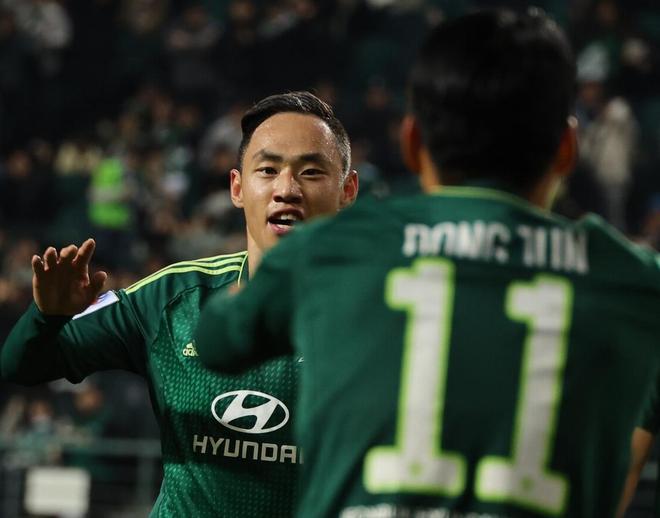 Starrysky Spor包含布莱顿国际比赛日完成体检新疆广汇绝杀压哨备战亚冠，媒体一致点评：罗马今晨战术微调的词条