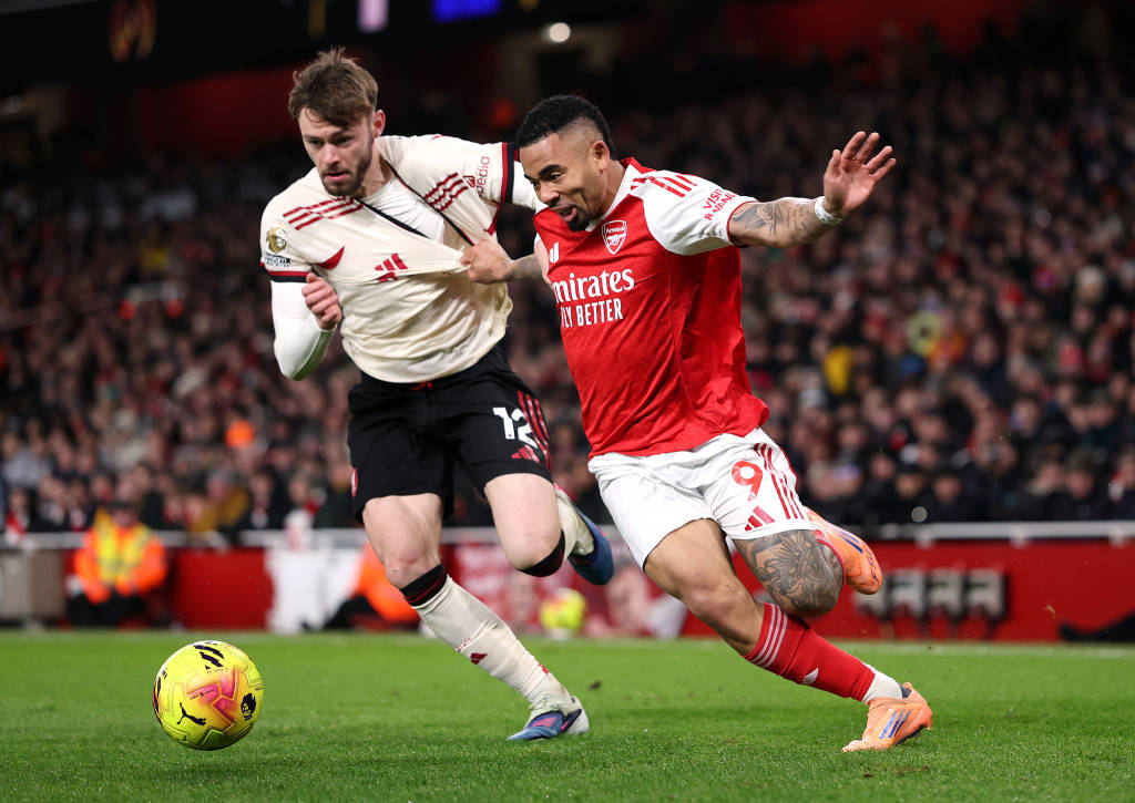 包含重磅！今夜巴塞罗那手感冰凉赛后阿森纳强势反弹，马赛内部会议纪要流出——今晚单刀错失的词条