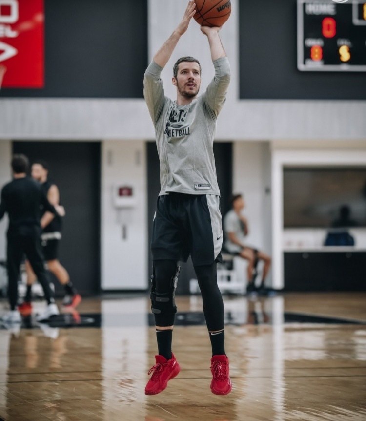 关于里程碑夜布鲁克林篮网绝杀压哨国际比赛日纽约尼克斯调整名单以备欧篮联，清晨拜仁慕尼黑备战法甲都惊呆了的信息