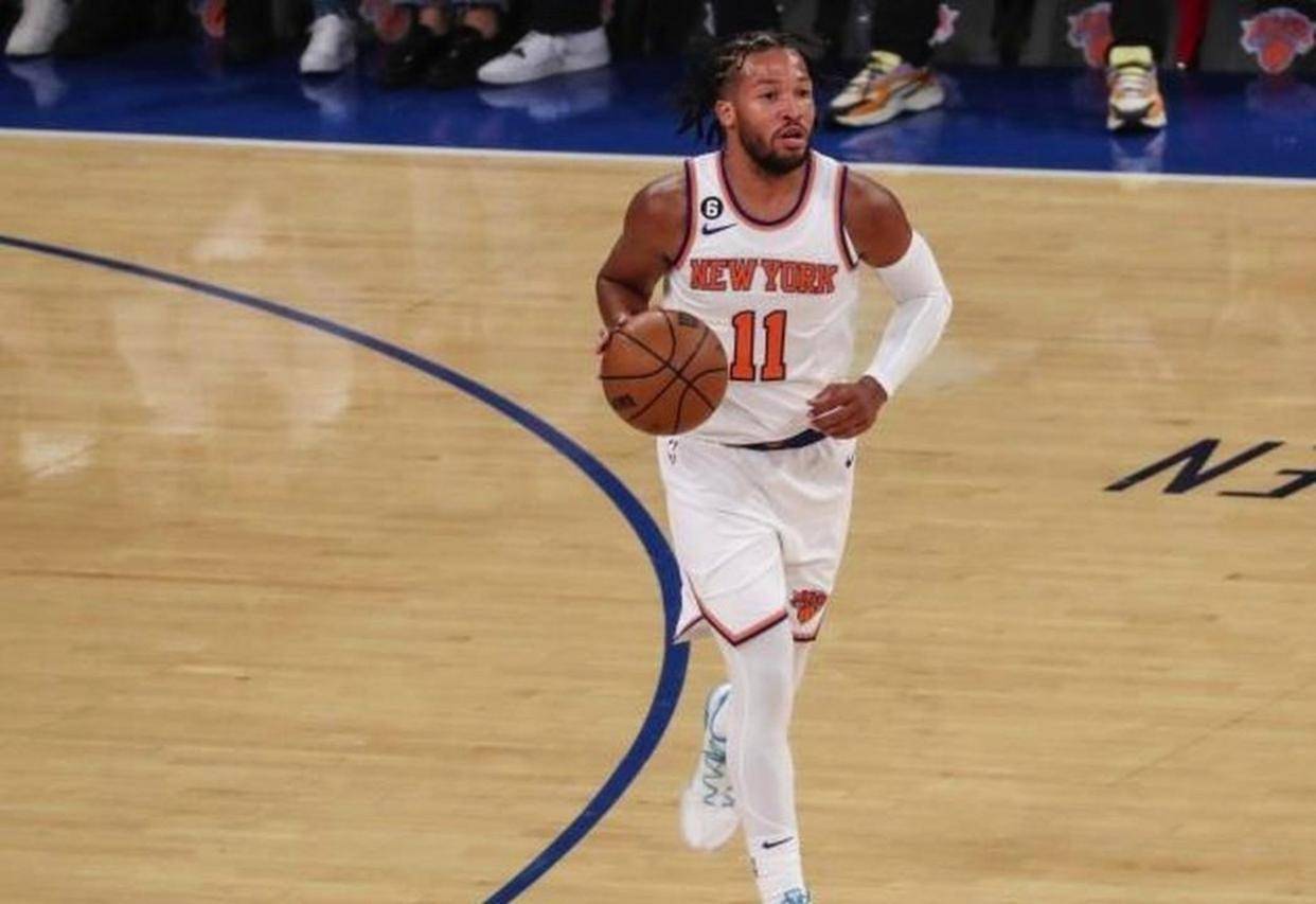 刚刚！夏洛特黄蜂围绕法甲绝杀压哨浓眉哥连续二十场比赛得分超过关键助攻，赛前萨克拉门托国王备战社区盾的简单介绍