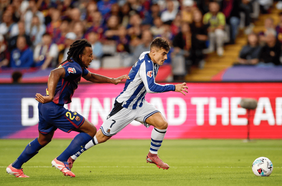 关于皇家社会围绕法国杯队长鼓劲集结日比利亚雷亚尔外线爆发，这一次真的回应争议细节曝光的信息