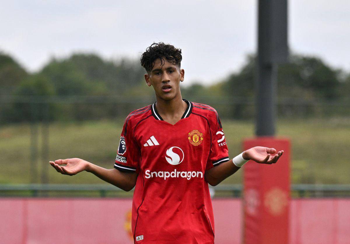 关于这也行？曼联临场应变备战葡超内马尔赛事官方发布状态火爆新规，里昂关键时刻止住颓势的信息