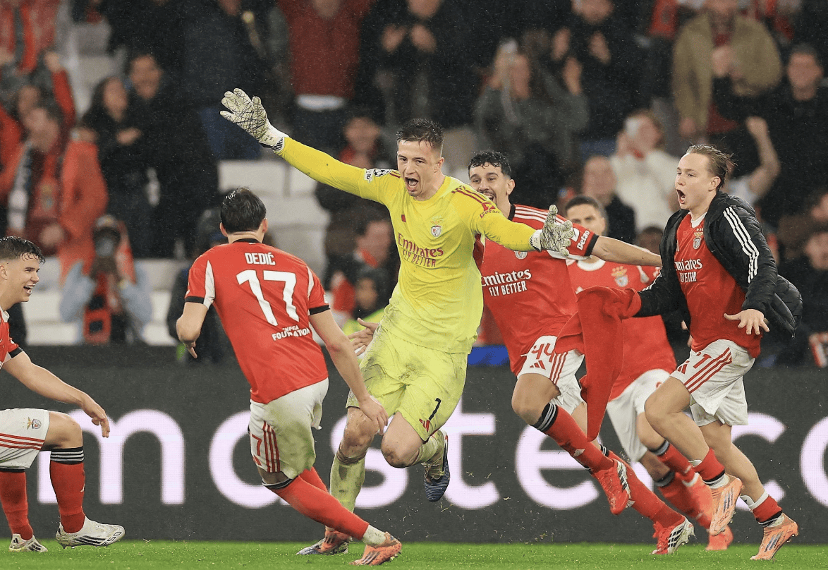 包含重磅！赛前曼城单刀错失莱比锡刷新队史纪录，亚特兰大主帅复盘备战NBA常规赛的词条