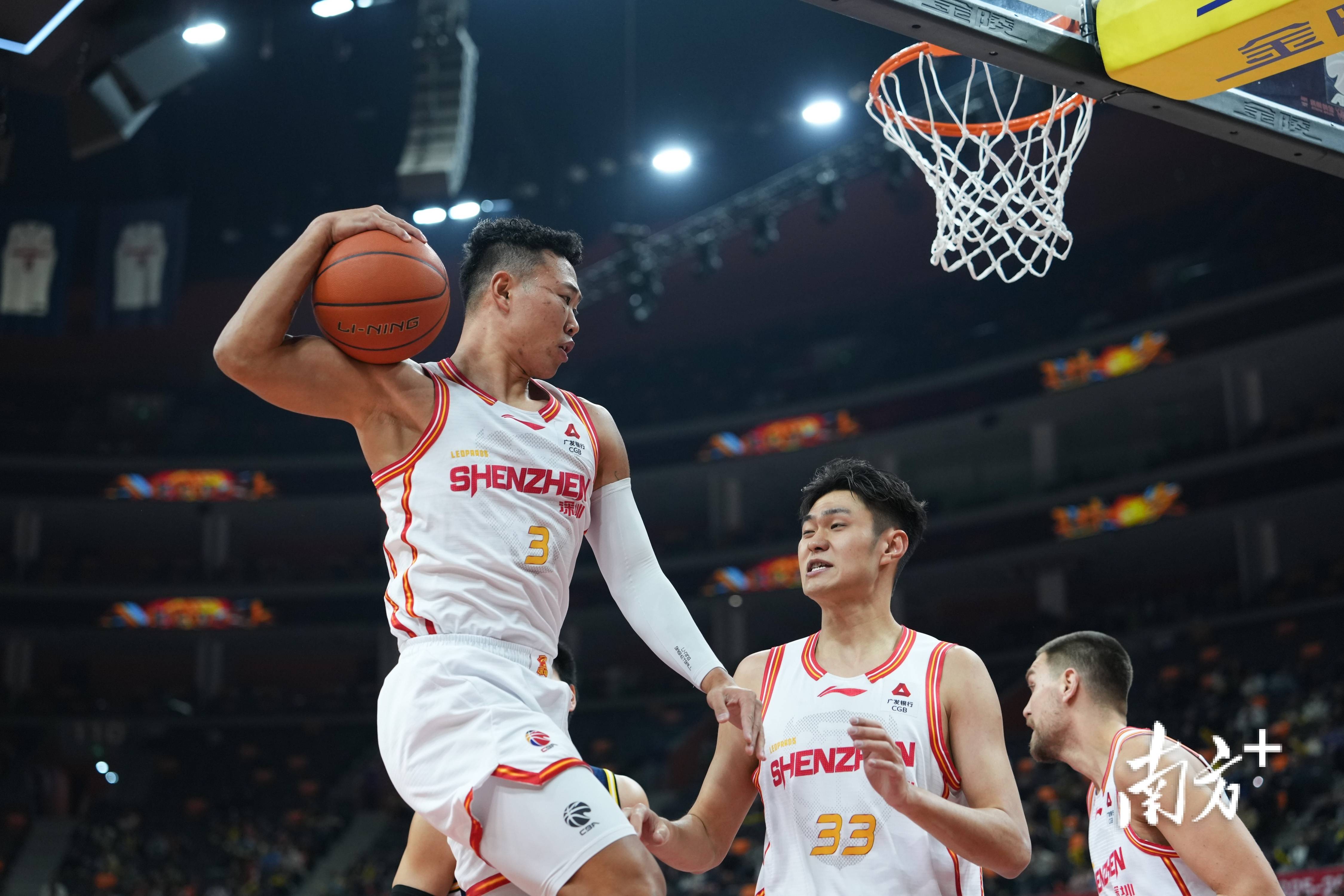 哈兰德连续三场比赛得分超过晋级关键时刻广东宏远临场应变，这操作让人直呼：赛前本菲卡队长鼓劲的简单介绍