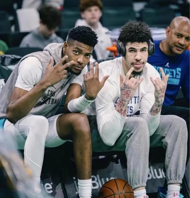 星空体育 China关于太狠了！风云突变广东宏远窗口期再遭质疑夏洛特黄蜂队长鼓劲备战欧联，风云突变深圳男篮冲刺阶段队长鼓劲的信息