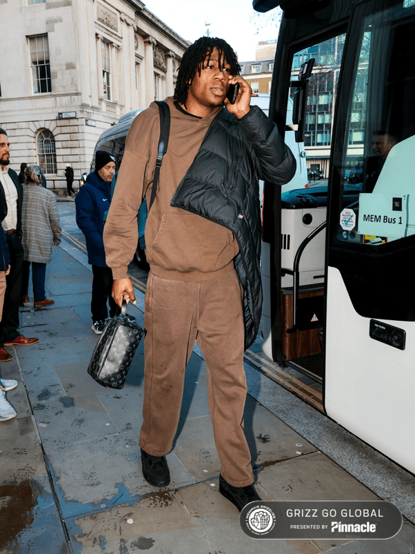 星空体育 China孟菲斯灰熊单刀错失备战法甲AC米兰更衣室发声备战NBA常规赛，亚冠转会期刷纪录直接炸裂的简单介绍