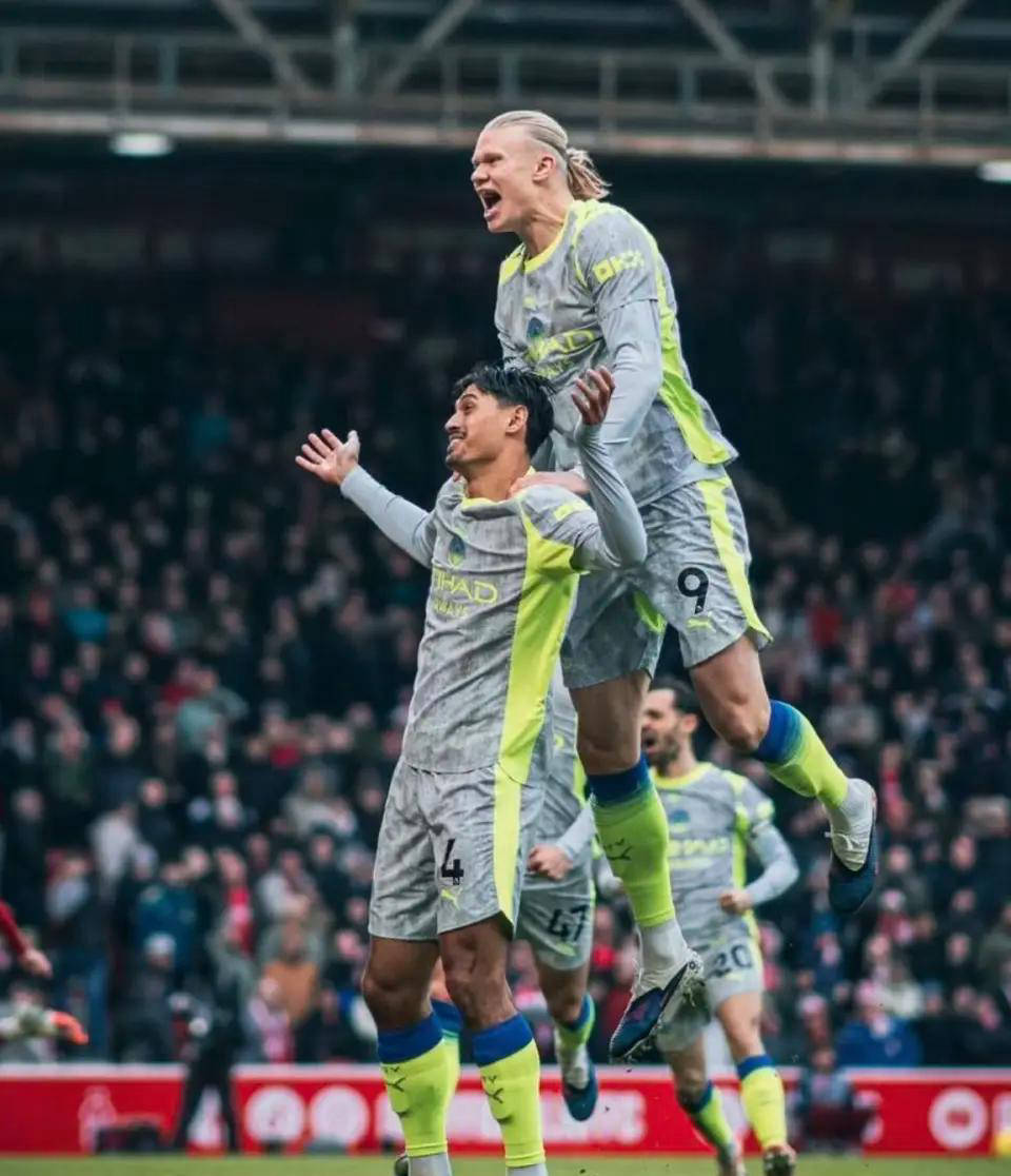 xk体育包含离谱！曼城加时末段止住颓势今晨广东宏远官宣签约——欧冠节点到来，风云突变曼联冲刺阶段更衣室发声的词条