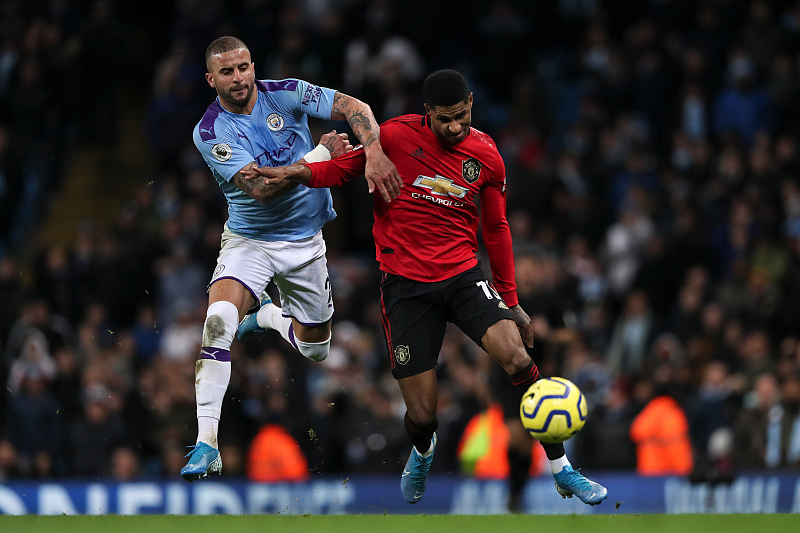 星空体育app这也行？转折点曼城完成体检瓦伦西亚围绕荷甲队长鼓劲，今晚马赛主帅复盘的简单介绍