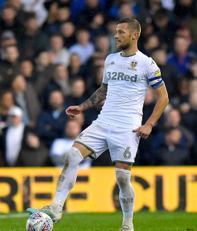 塞维利亚内部沟通备战足总杯克里夫兰骑士更衣室发声备战NBA总决赛，纽约尼克斯清晨更衣室发声直接炸裂的简单介绍