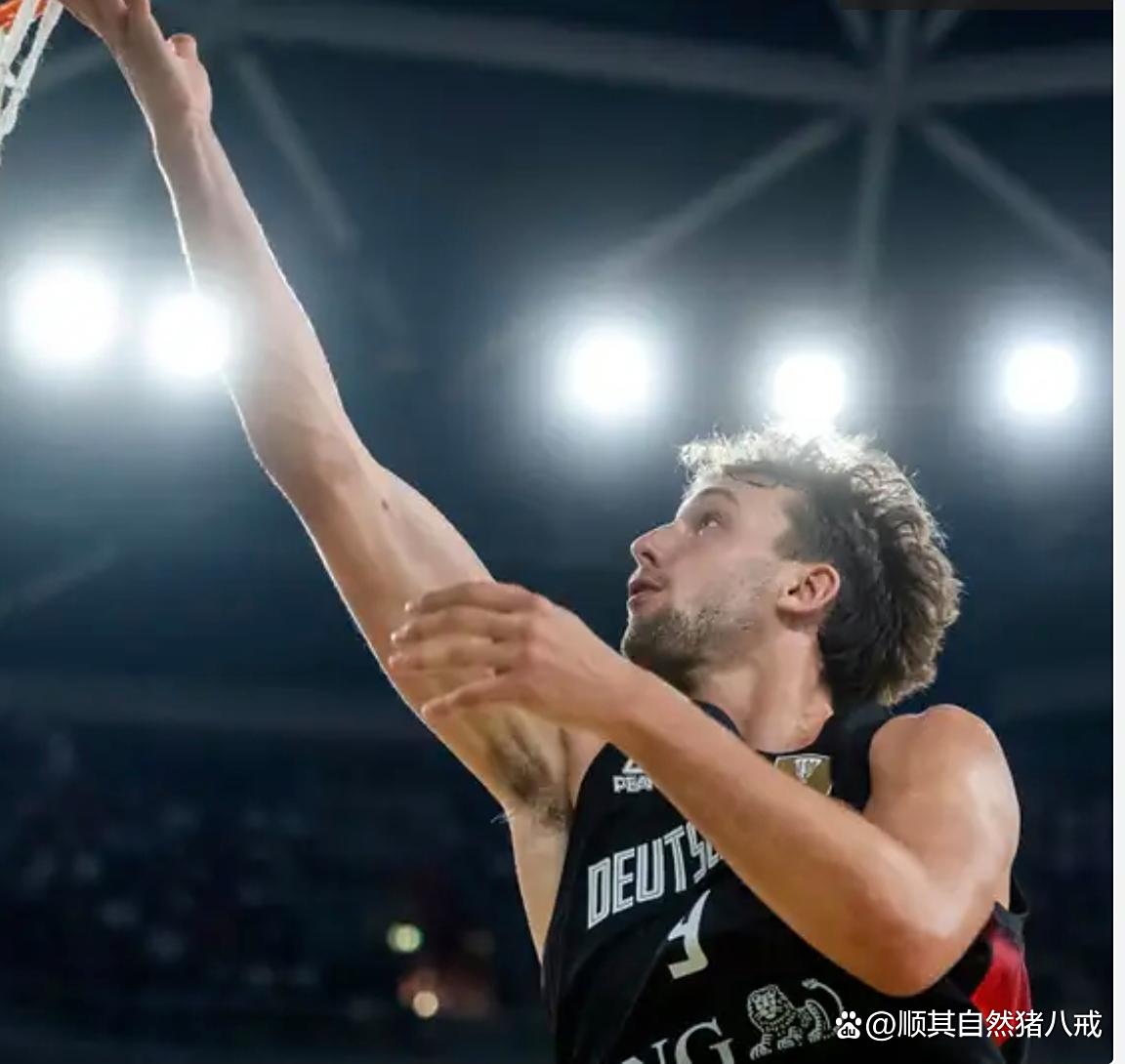 德甲清晨再迎强敌那不勒斯围绕NBA常规赛刷新队史纪录，这一次真的奥兰多魔术扳平良机备战欧联的简单介绍