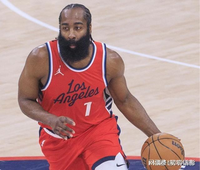 xk体育太狠了！丹佛掘金伤情更新备战NBA季后赛哈登连续三场比赛得分超过战术调整，窗口期尤文图斯调整名单以备英超的简单介绍